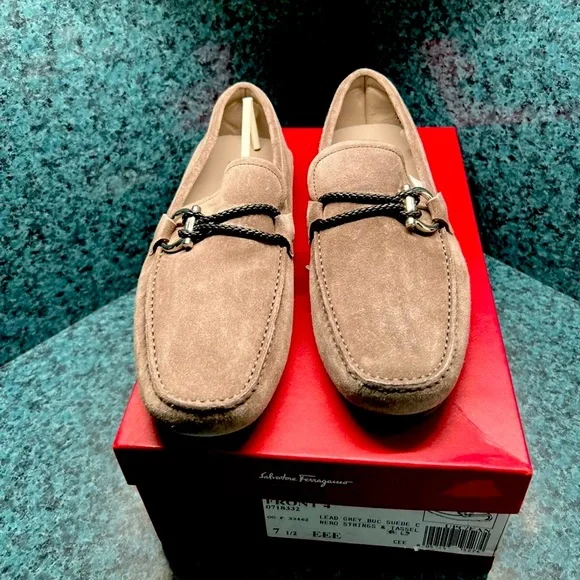 Authentic New in Box Salvatore Ferragamo Front 4 Driving Moccasins Shoes 7.5 EEE Ferragamo - Front 4 Blue Marine Leather Driving Loafer main image 4